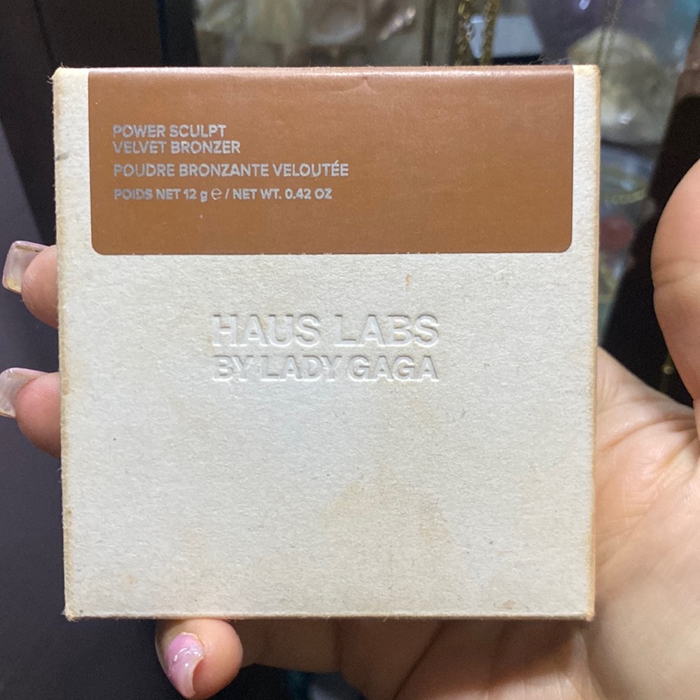 Haus labs by lady Gaga power sculpt velvet bronzer in the shade medium level 7